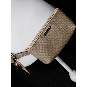 NWT@$88! MICHAEL KORS! FAB GOLD & BLACK MONOGRAM, LOGO, HIP PACK, PURSE, BAG!